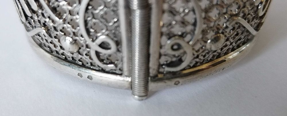 Veche bratara persana. manufactura in argint. secolul XIX