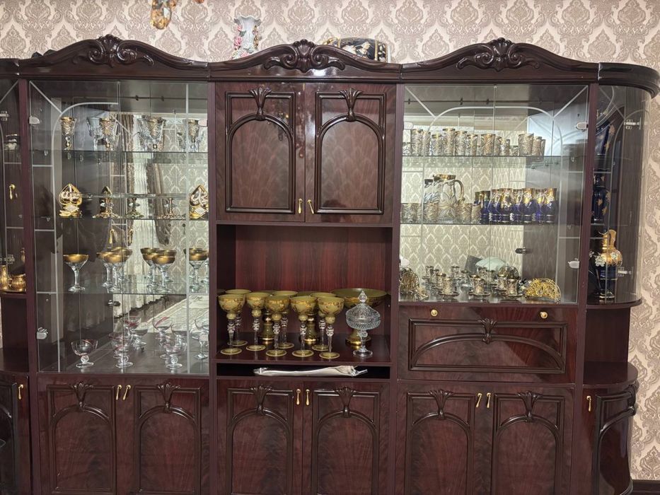 Стенка для посуд