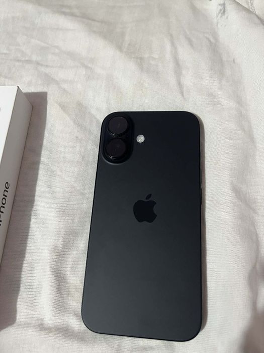 Vand sau schimb iphone 16