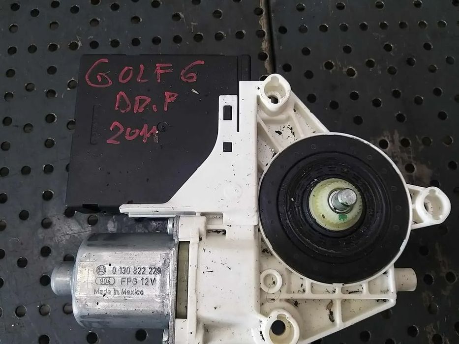 Motoras macara dreapta fata vw golf 6 5k 1k5837402bc 0130822229 918434110 3c0959792c