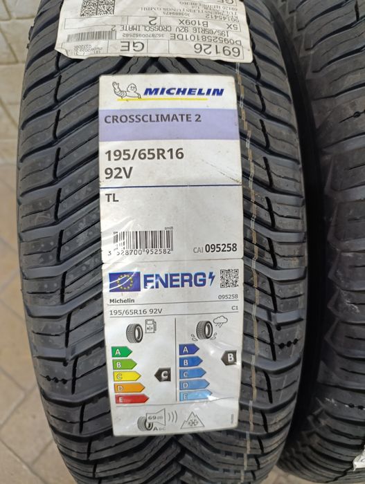 Всесезонни гуми Michelin 195/65/16 Cross climate