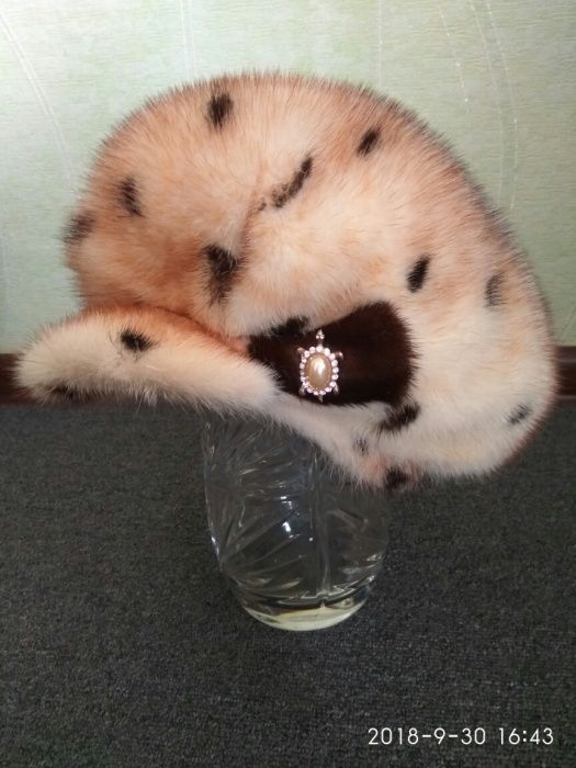 Продам шапку норковую