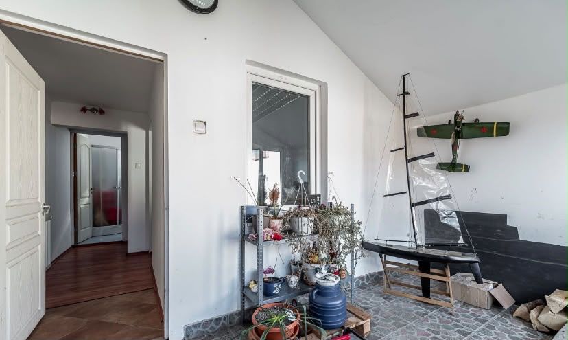 Propietar vand casa in Vladimirescu
