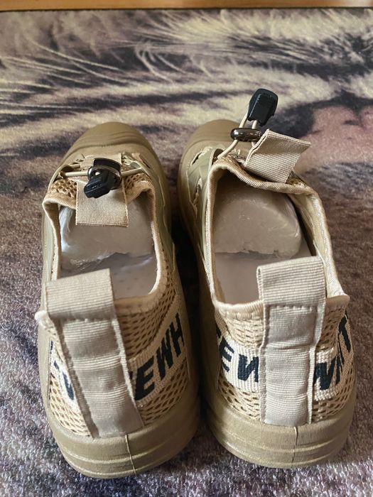 Продавам мъжки сандали