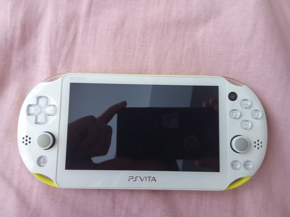 ps vita modat in stare perfecta