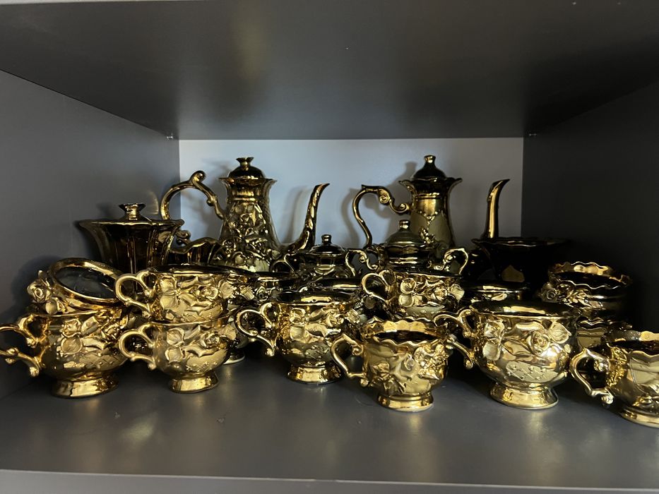 Продаю Чайный сервис