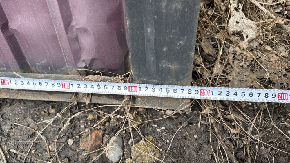 Металлический забор с калиткой