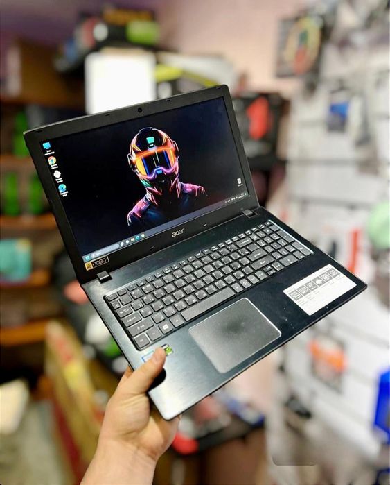 Acer Aspire Core i7 и Geforce GTX 950M