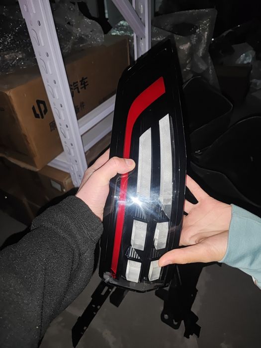 O'ng orqa fara Dongfang IP 008