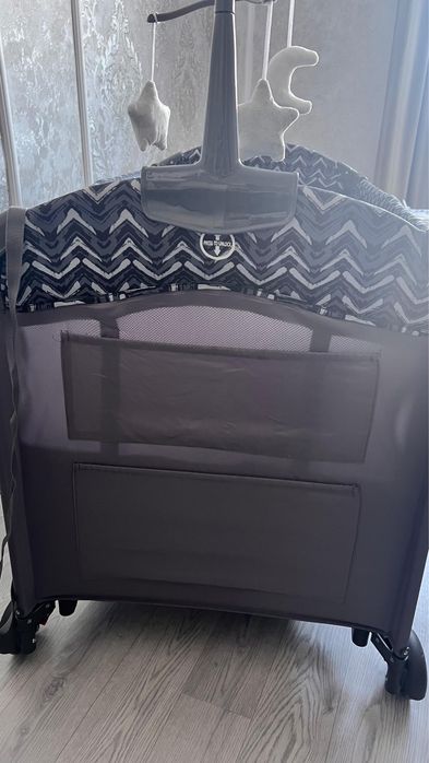 Срочно продам манеж