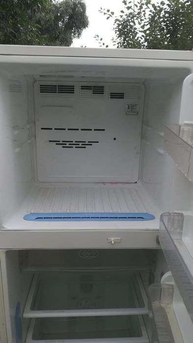 Продам Б/У Холодильник LG