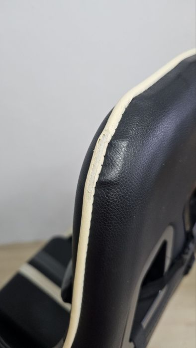 Gaming Стол Kring Roth Черен/Бял