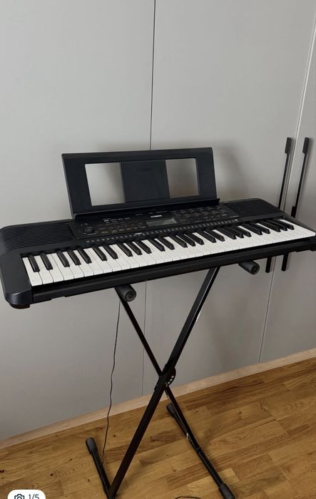 Синтезатор “Yamaha”