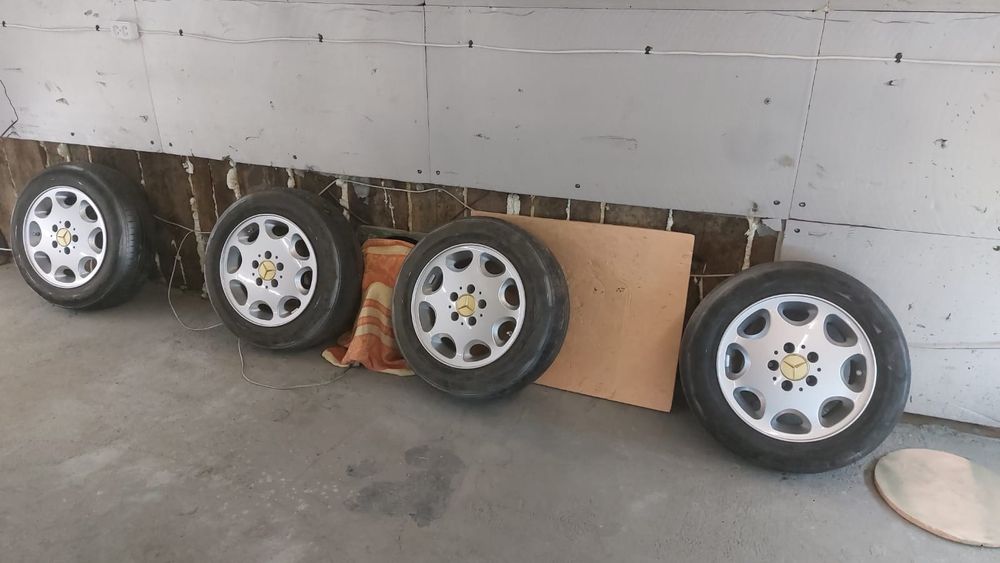 Продам колёса Р15 на мерс бус