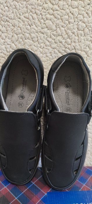 Новые туфли с этикеткой