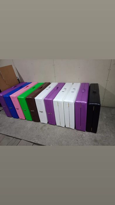 Кушетки, стулья, помощники