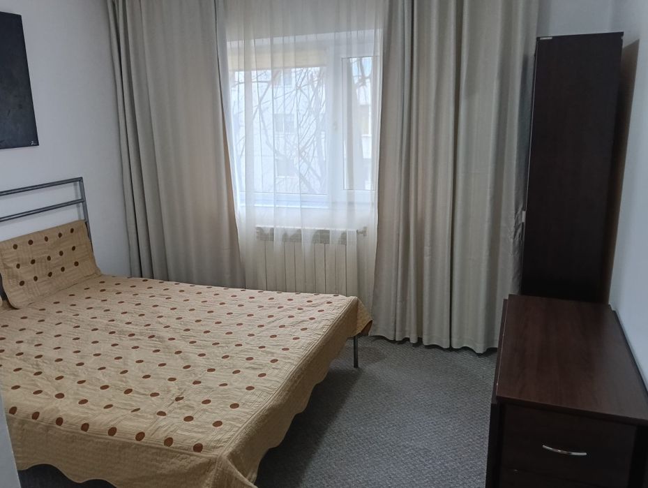 Închiriez apartament