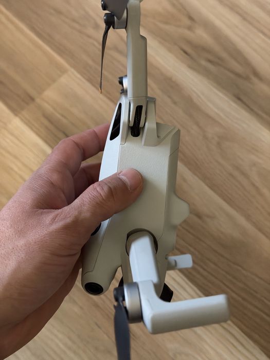 Dji mini 4 pro fly more combo