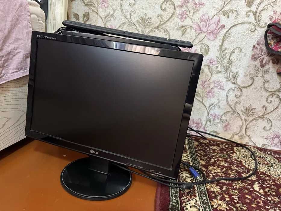 Компьютер с моноблоком б/у,   Kompyuter sotiladi b/u