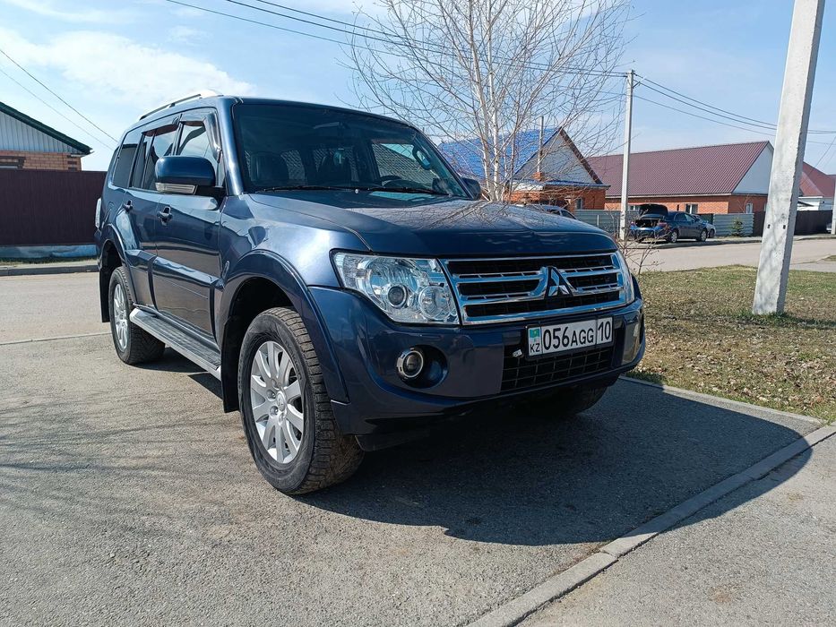 Продам Mitsubishi Pajero 4