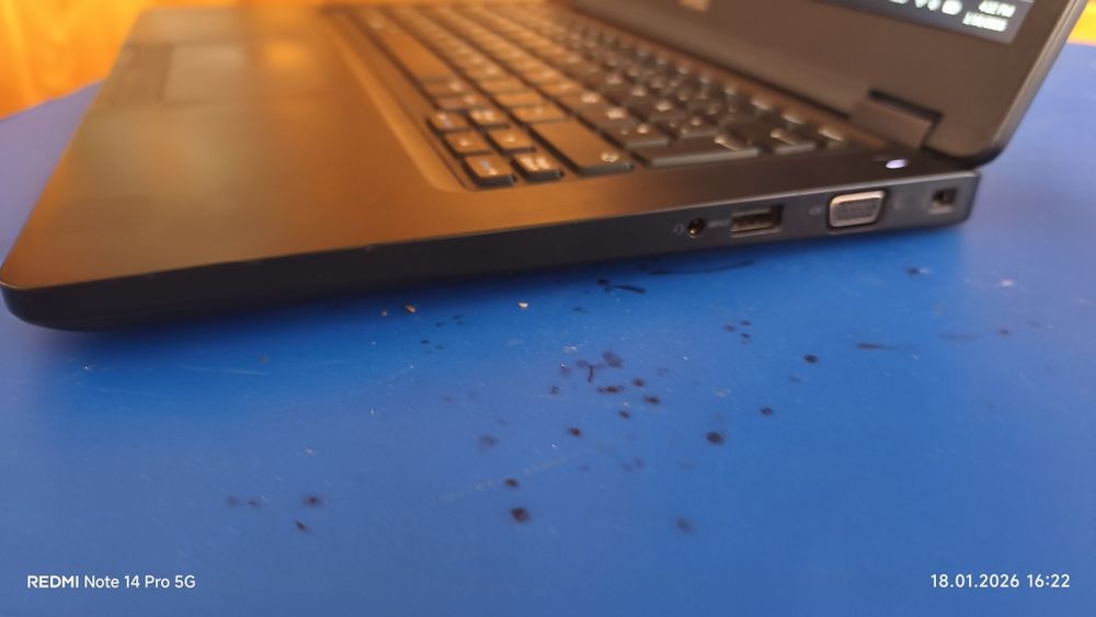 Vând Dell laptop i7,gen8