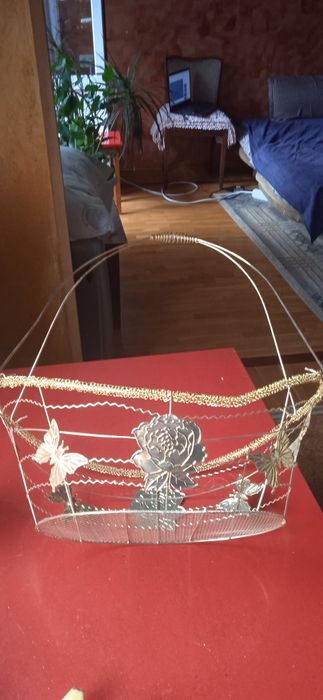 Корзины разные подарочные.