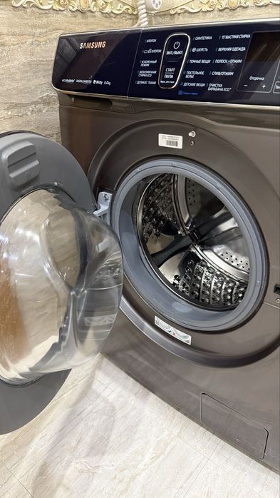 Продам сиральную машину samsung
