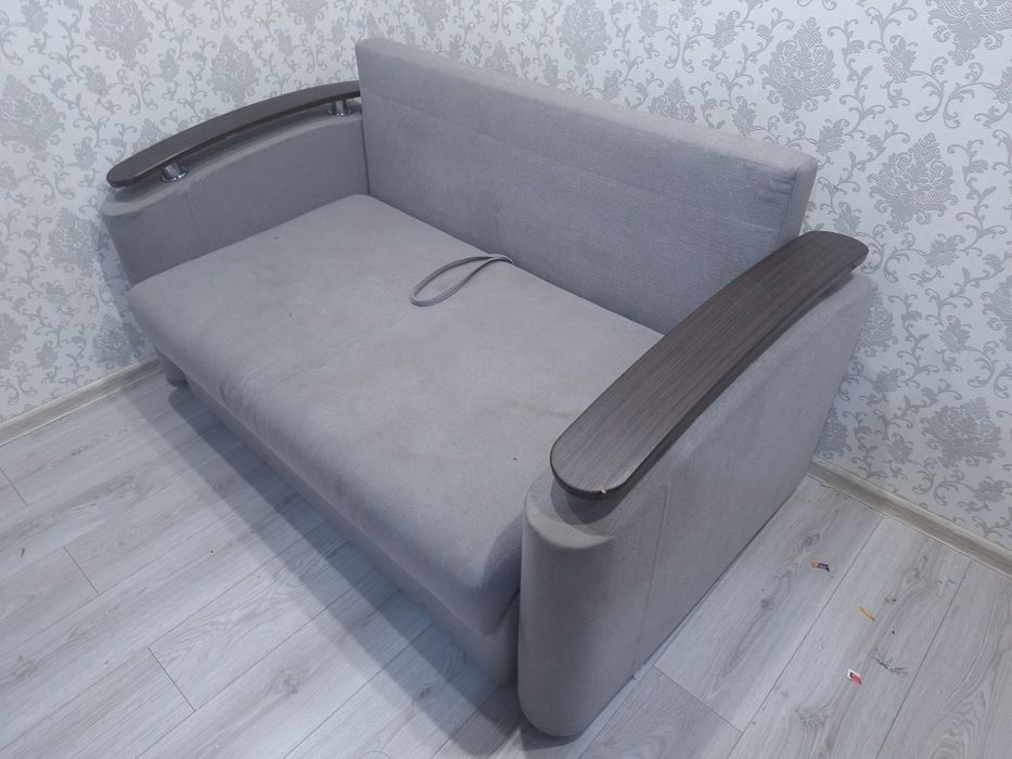 Диван складной серый