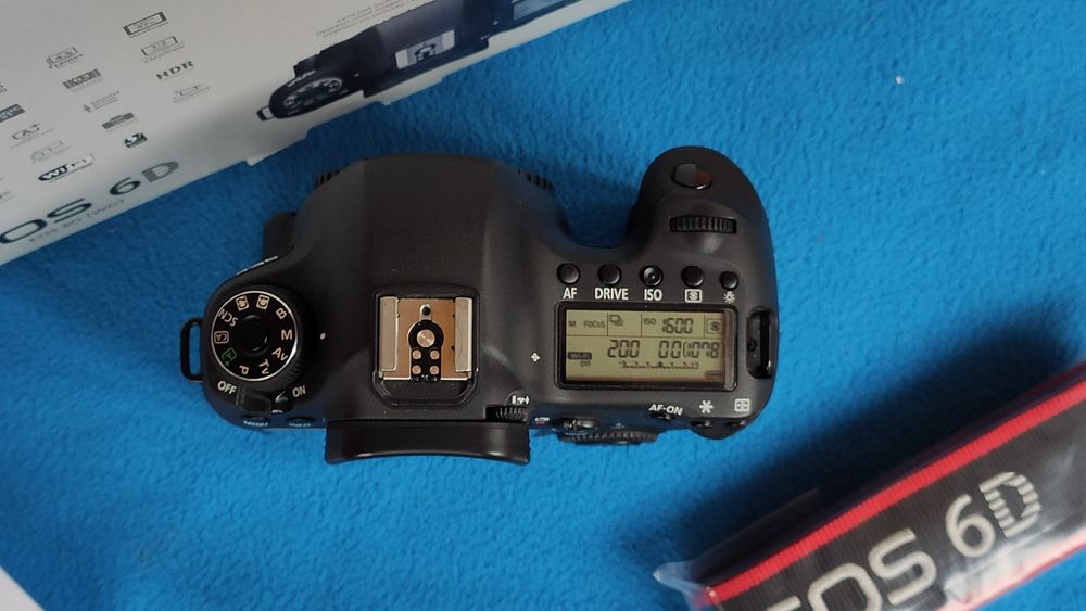 Canon 6D body stare f buna, pentru CADOU