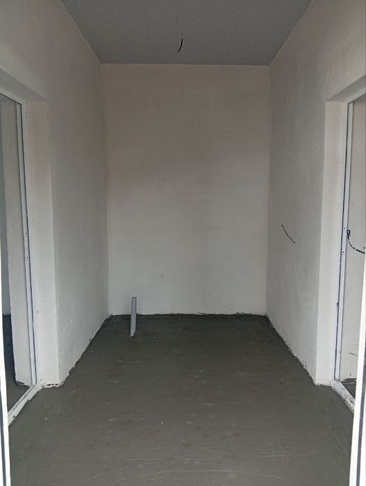 Arzon yangi qurilgan uy