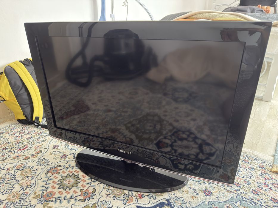 Телевизор Samsung