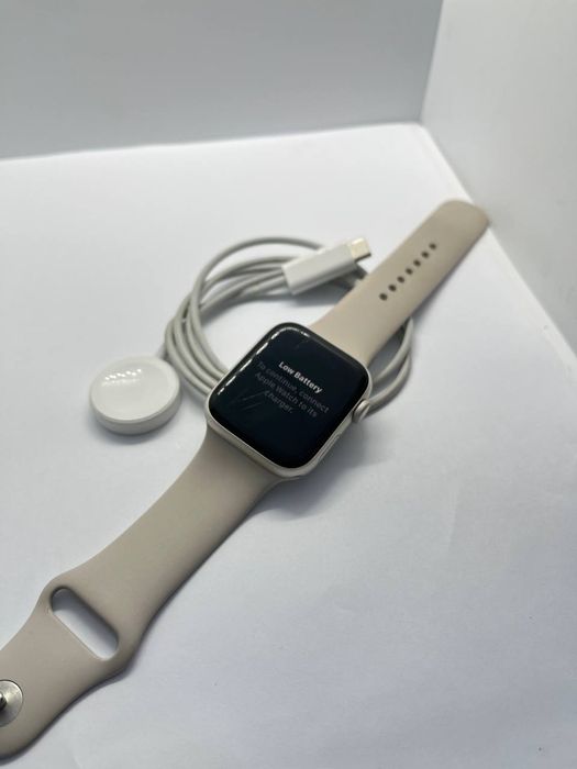 Apple Watch SE (Gen 2) 44mm