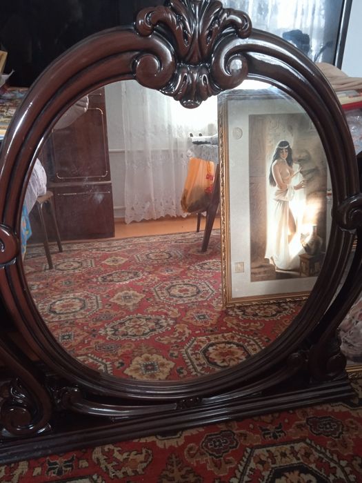 Зеркало для комода