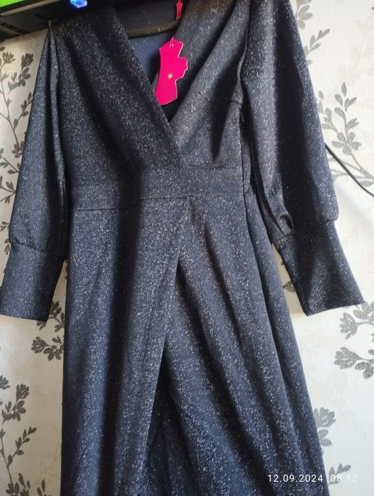 Продам  нарядное платье