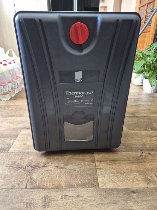 Продам Термокейс.