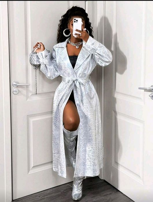 Страхотно дамско манто