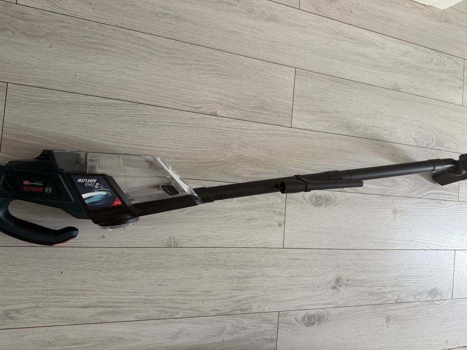 bosch gas 18v-1  aspirator cu garantie 3 ani, nou