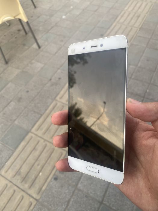 Redmi 3 sotiladi