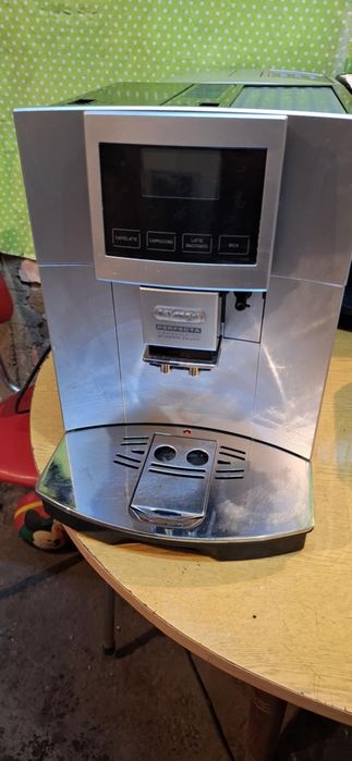 Кафе машина автомат делонги