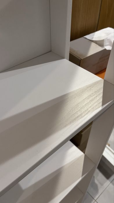 Етажерки 25х62х165 см. бели с дървесна текстура