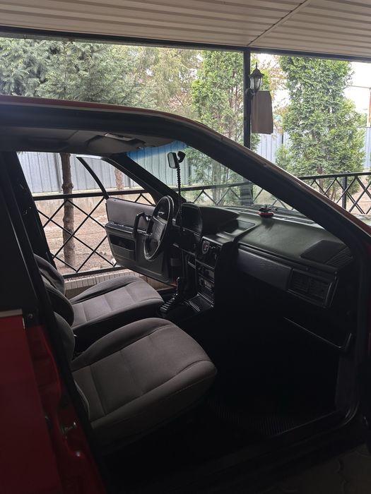 Продам Audi 100 c3
