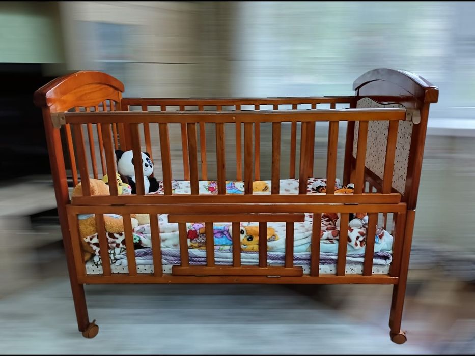 Продам манеж в хорошем состоянии