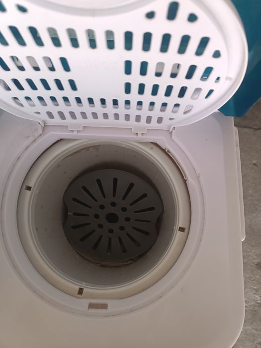 Продам стиральную машинку полуавтомат