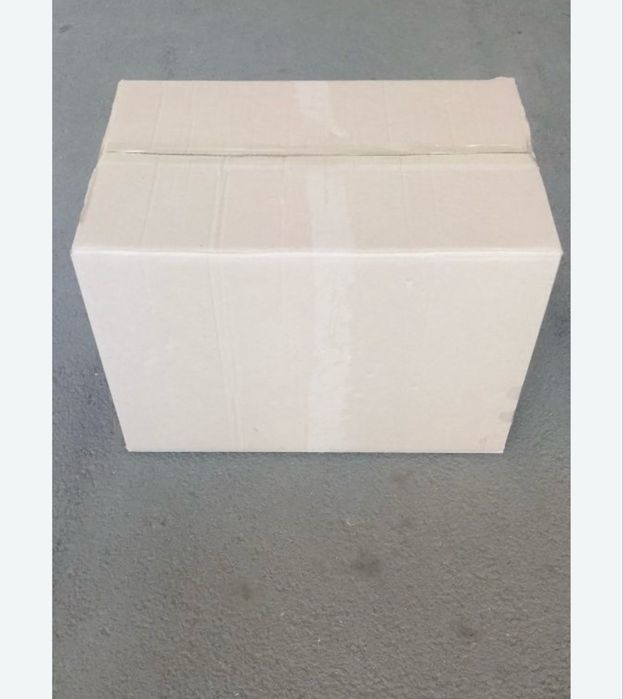 Продам картонные коробки.