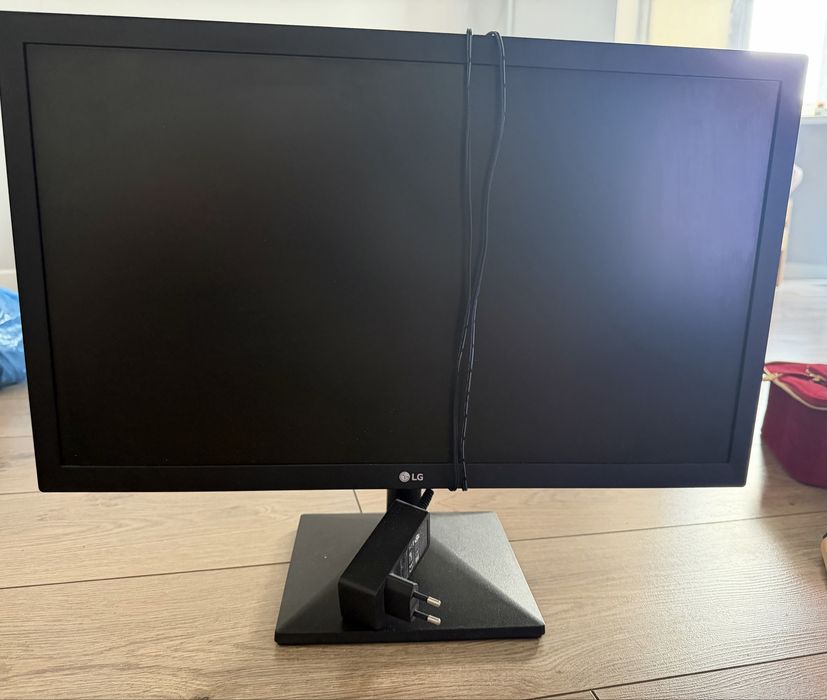 Монитор компьютерный LG