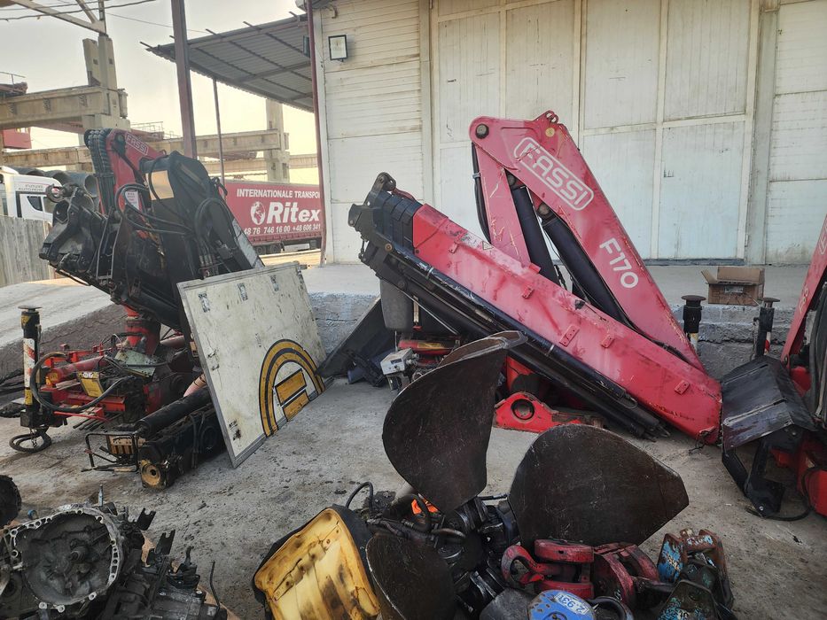 Кран манипулятор робот сотилади