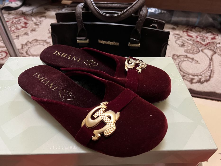 Обувь женская разная