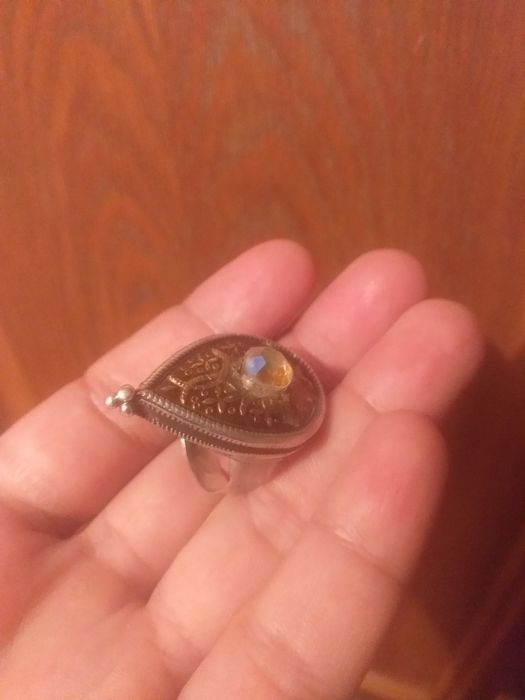 Таза күміс жүзік сатылады