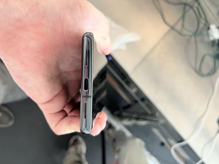 pixel 7 pro 128gb в нормальном состоянии