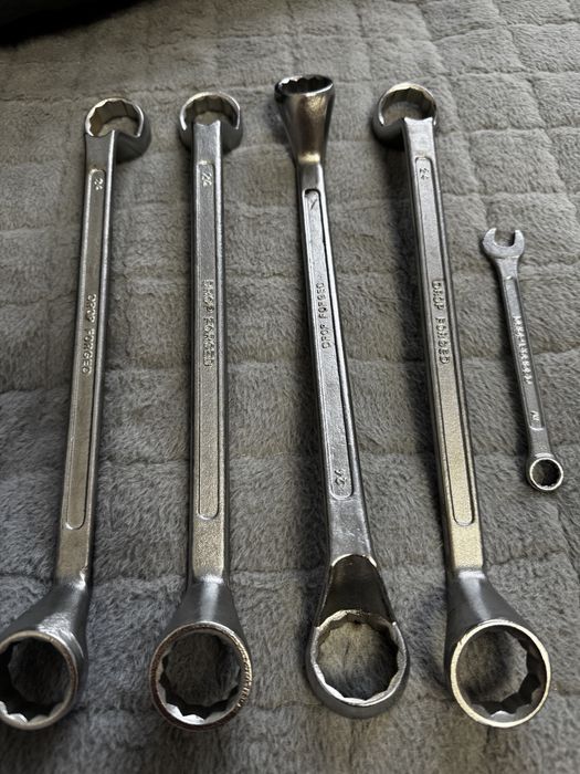 Ключи накидные новые пишите